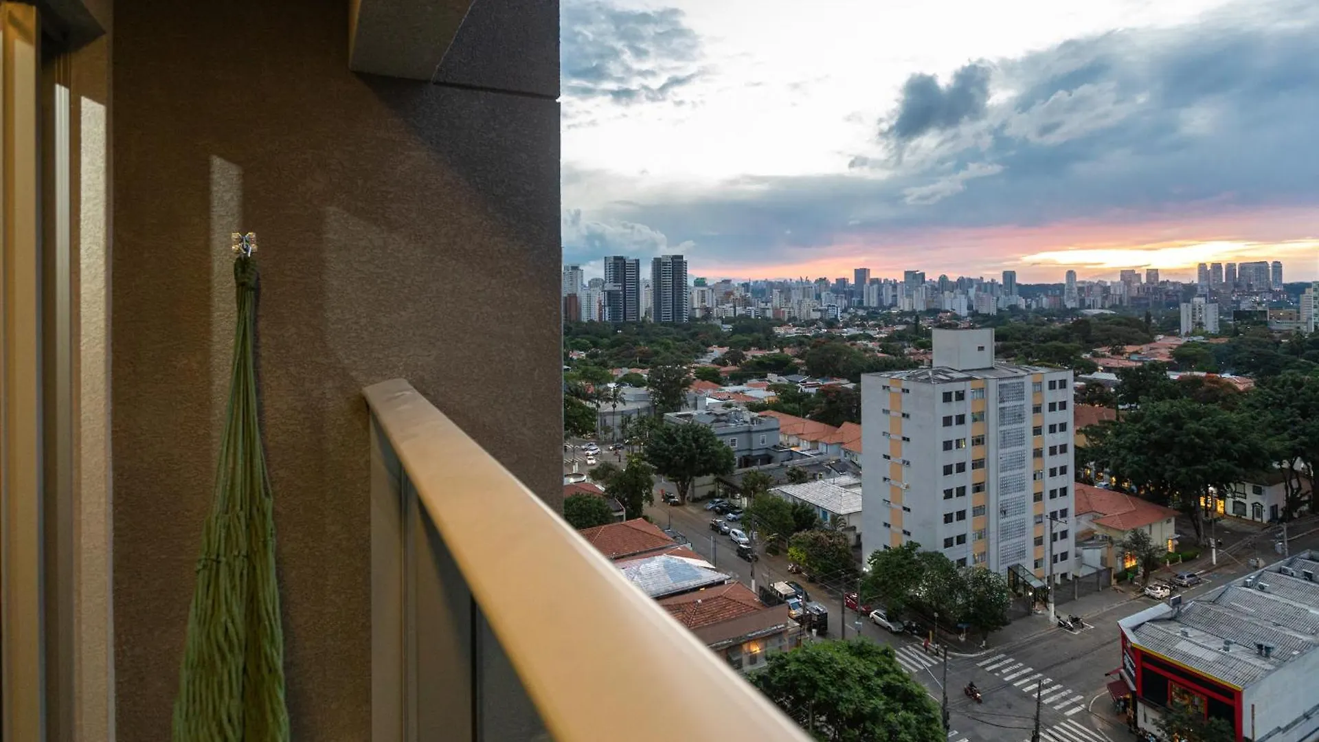 Easy Star - Studio Incrivel Em Moema - Et04H Sao Paulo 0*,  Brazil