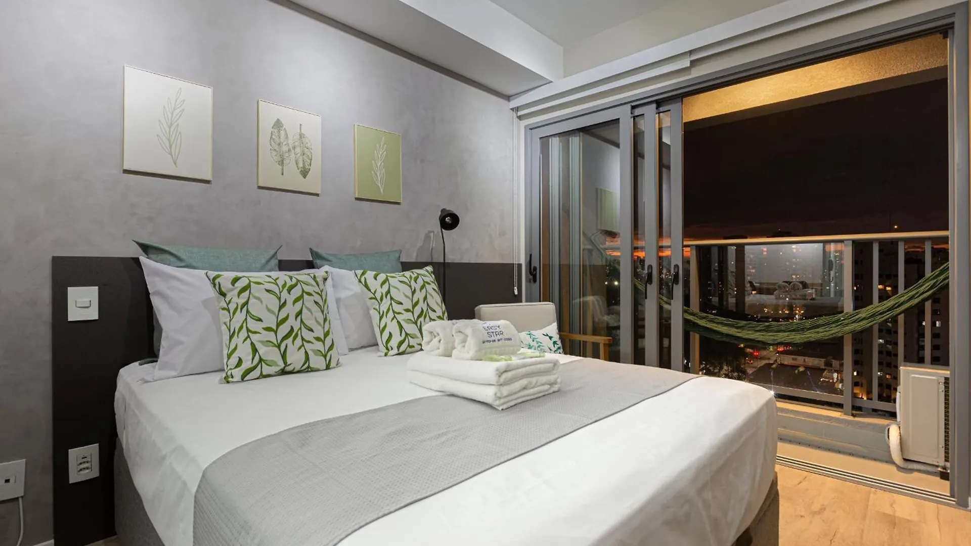 Easy Star - Studio Incrivel Em Moema - Et04H Sao Paulo