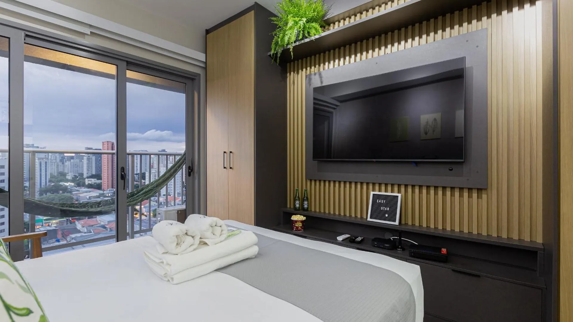 Easy Star - Studio Incrivel Em Moema - Et04H Sao Paulo Brazil
